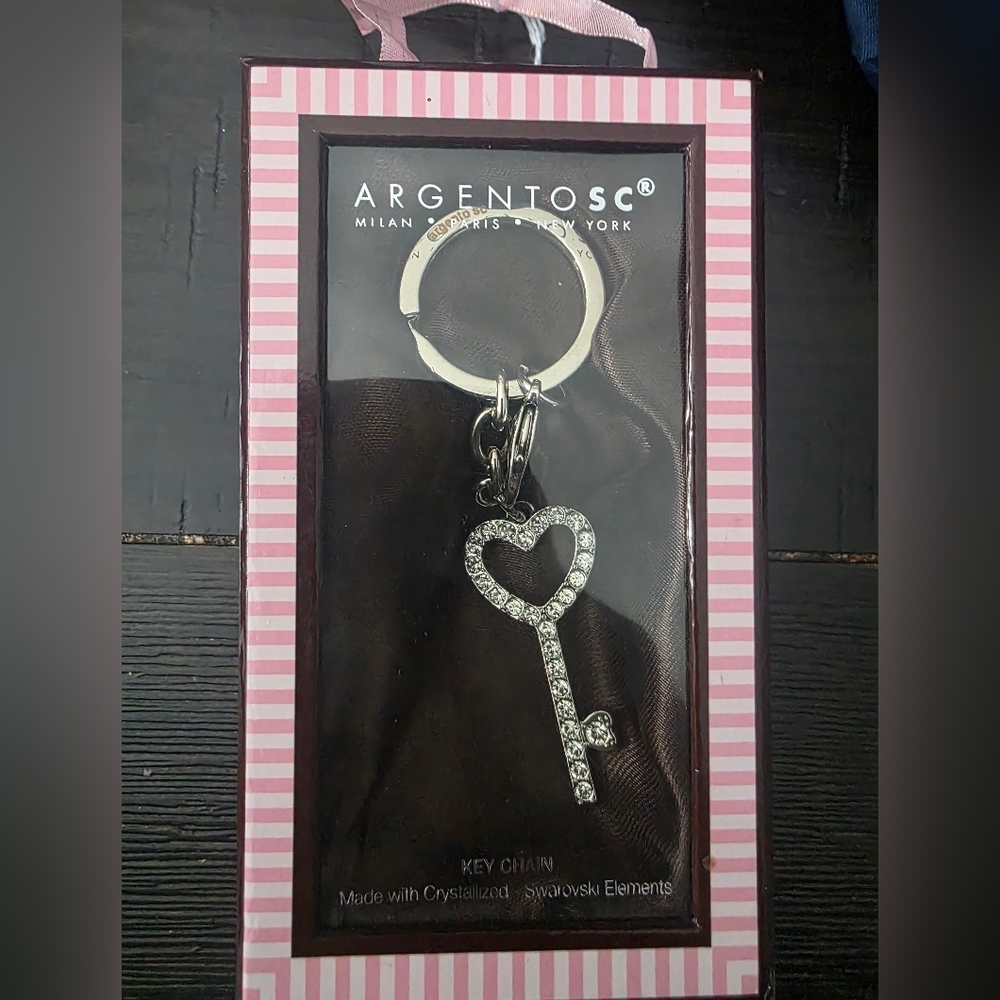 Argento SC Silver Key Keychain Swarovski crystals.